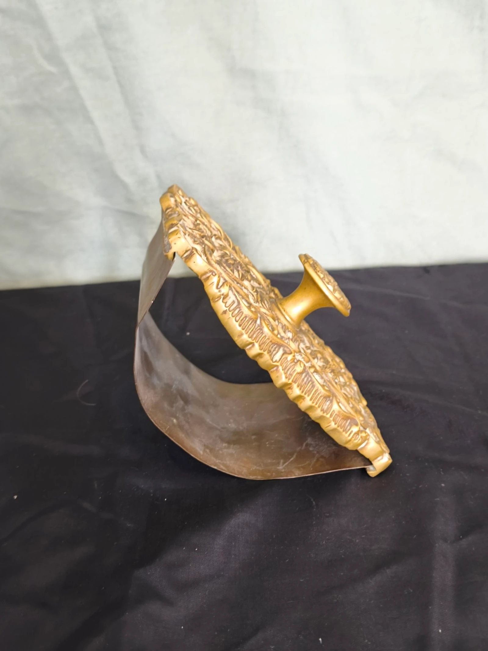 Zeer antieke bronzen drukknooppers – photo 2
